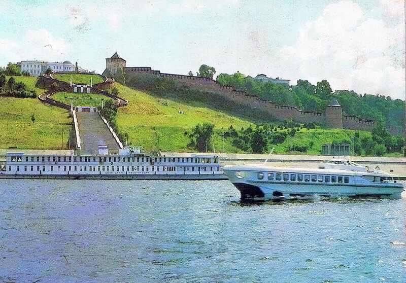 Волга горькая. Город Горький Волга. Город Горький Чкаловская лестница 1960 годы. Теплоход Горький Нижний Новгород. Город Горький 60-е Речной вокзал.