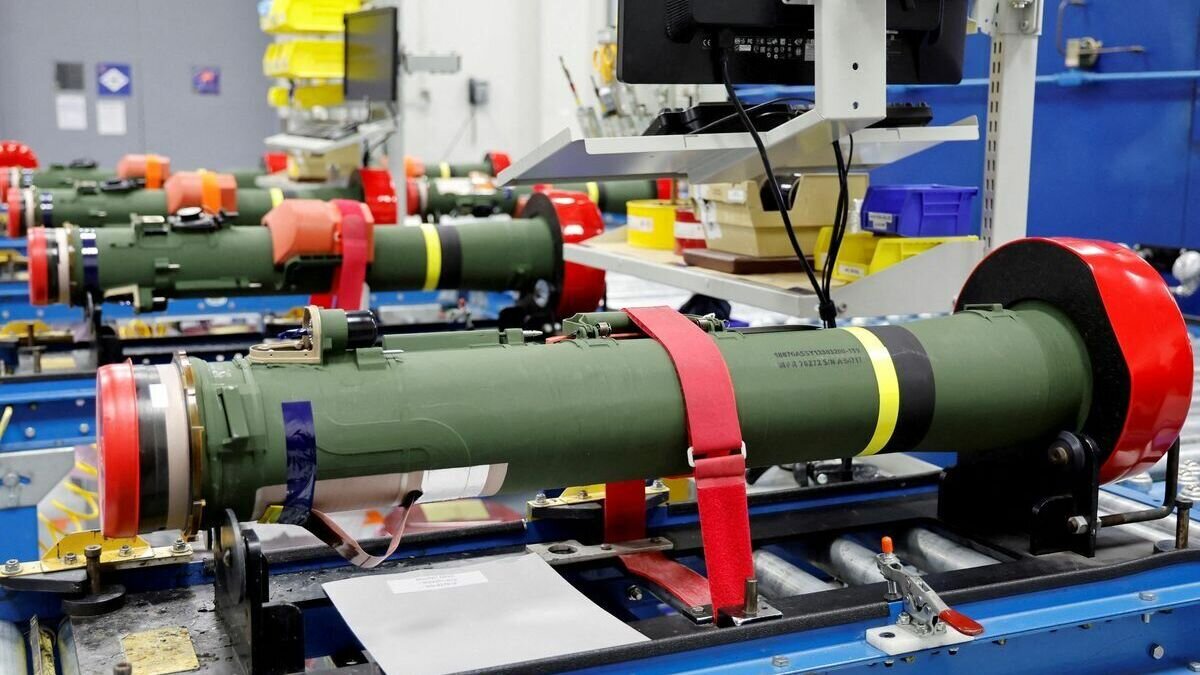    Управляемые бомбы GLSDB для установок HIMARS вдвое увеличат радиус поражения украинской артиллерии, так что под угрозу попадут и северные районы Крыма