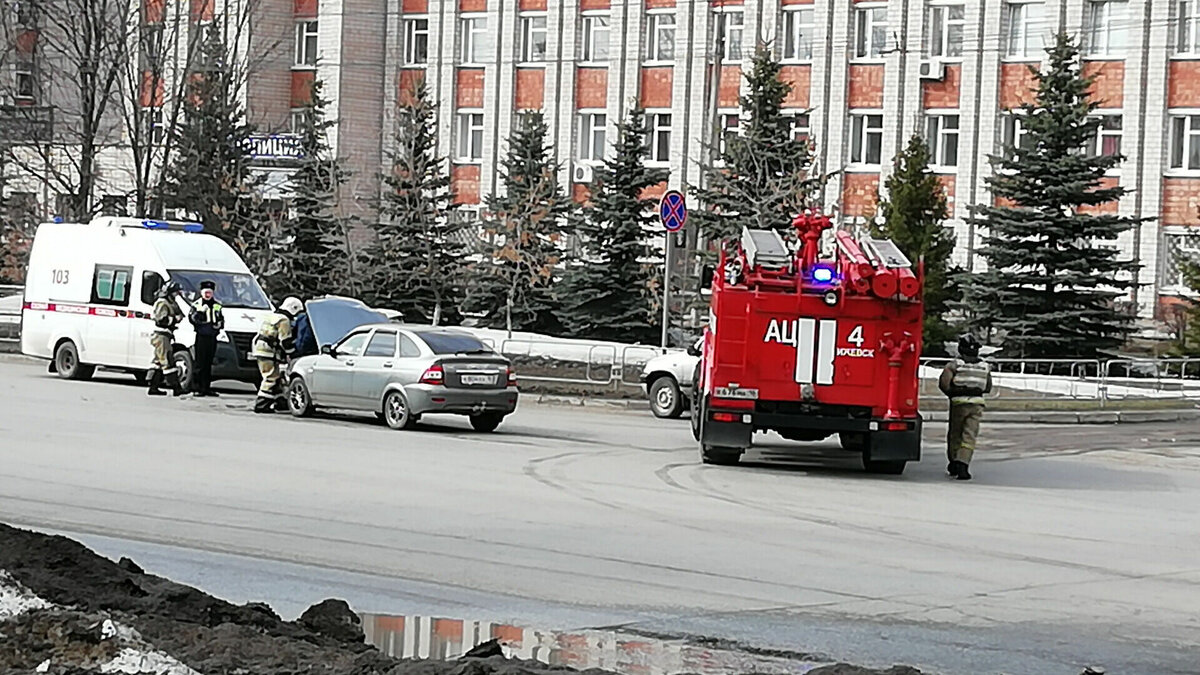     Пожар произошел в однокомнатной квартире на восьмом этаже многоквартирного восьмиэтажного жилого дома, сообщили в пресс-службе МЧС Тюменской области.