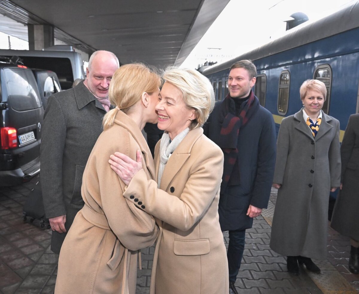Фото: https://twitter.com/vonderleyen 