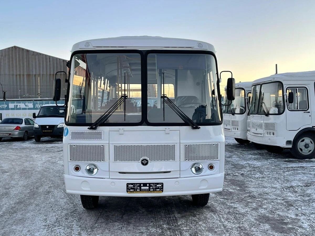 Прошлым летом было объявлено, что ГАЗ готовит рестайлинговый вариант «Пазика». Теперь же такие обновлённые автобусы стали поступать на рынок.