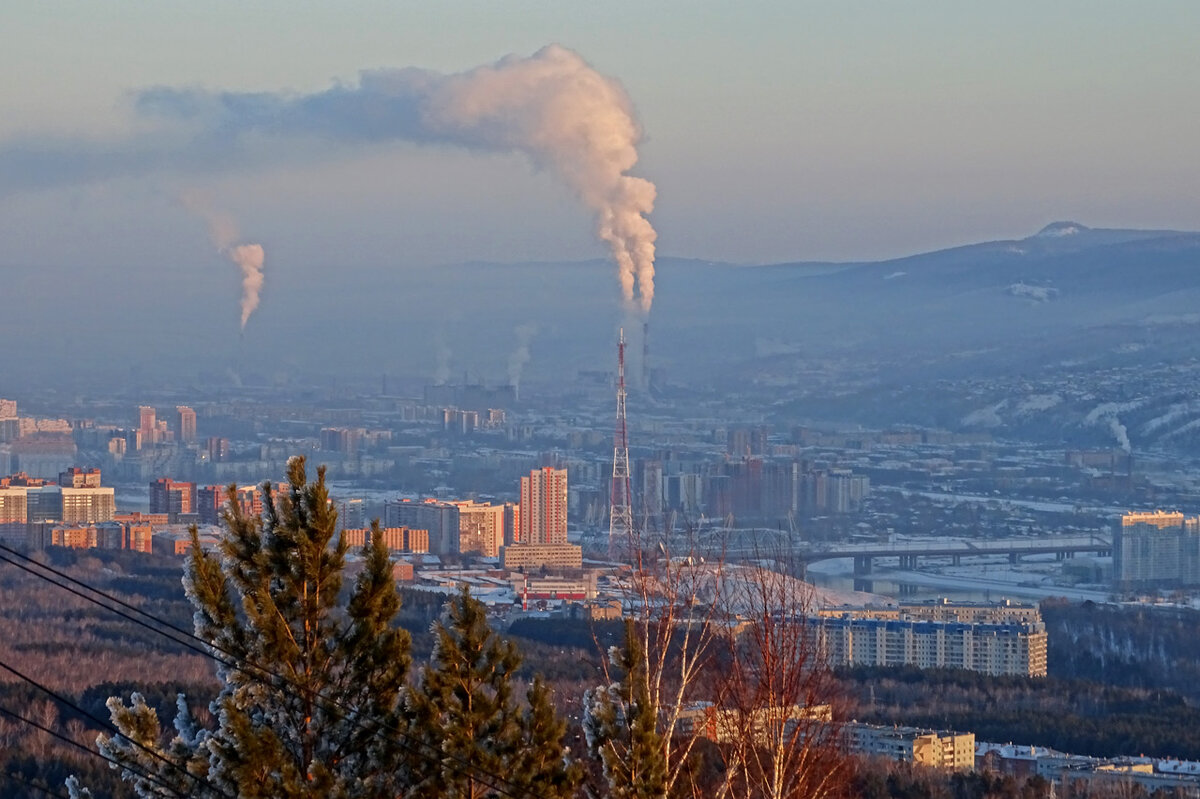 Тэц 2 красноярск. ТЭЦ России. Красноярск зимой. ТЭЦ 1 Красноярск Генератор. Сибирь летом Красноярск.