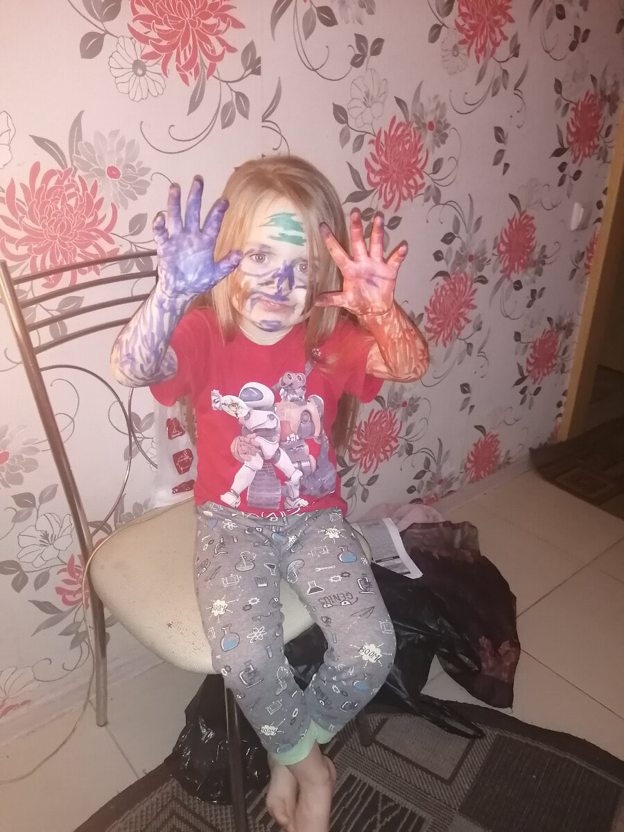 Довольный художник)