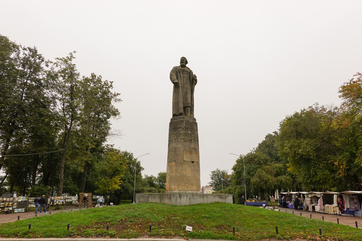 Как Николай II заложил памятник Ленину, деревня-призрак и другие интересные  места Костромы | Самый главный путешественник | Дзен