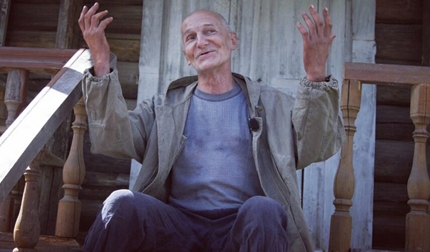 Пётр Мамонов в деревне Ефаново.