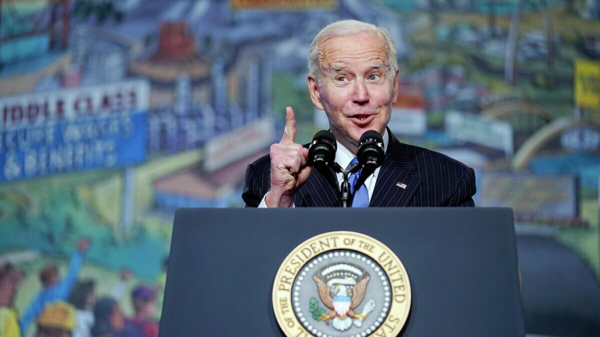    Президент США Джо Байден в Вашингтоне © AP Photo / Carolyn Kaster