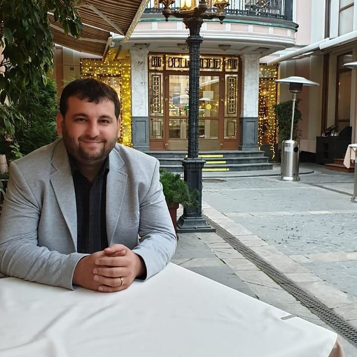 Что смотришь, плати давай