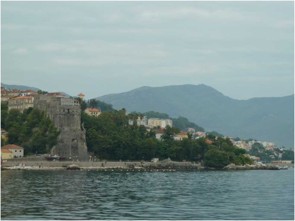 Фото автора. Герцег-Нови ( некоторые говорят Херцег-Нови - оба произношения допустимы). Морская крепость 