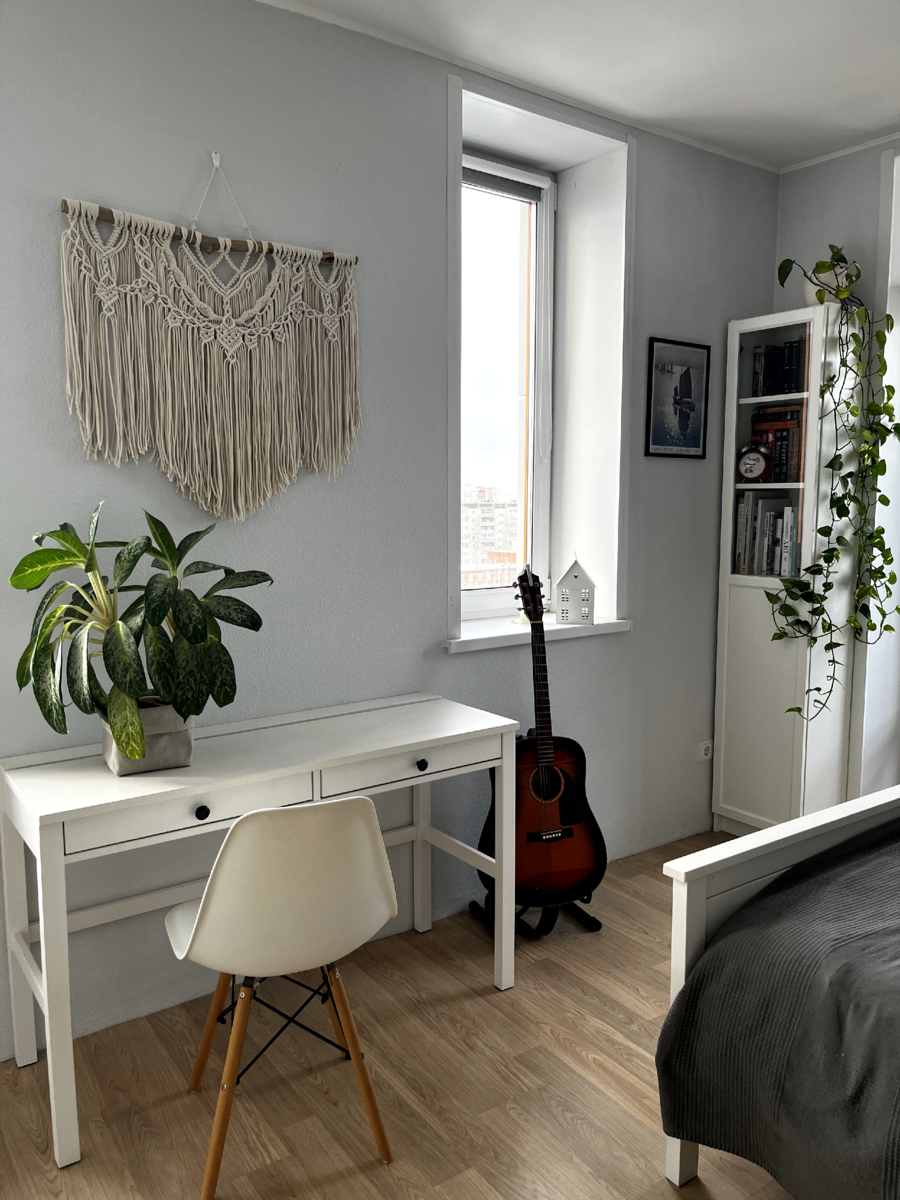 Панно в технике макраме, выполненное автором школы Zacramaschool