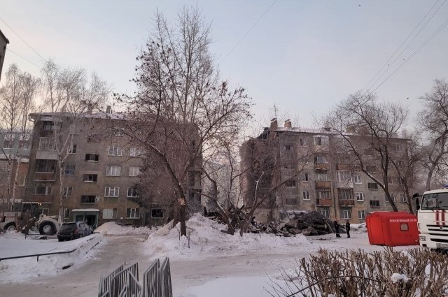    Сколько человек погибло во время взрыва газа в Новосибирске?