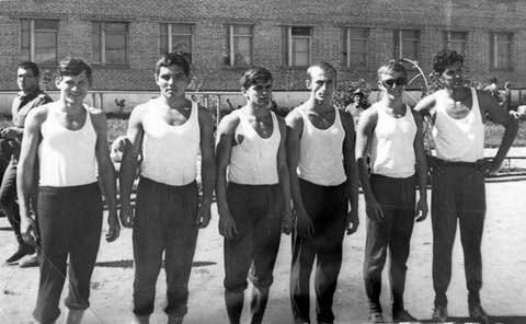 молодость...