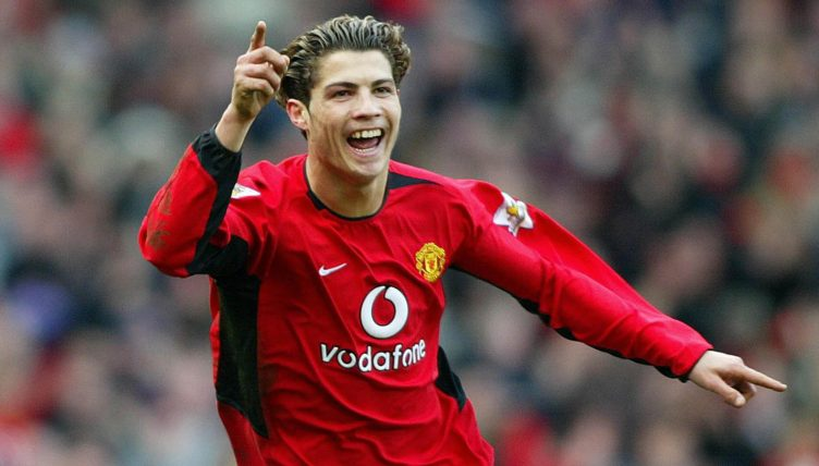 Источник: https://www.planetfootball.com/quick-reads/clubs-nearly-signed-cristiano-ronaldo-man-utd-2003-arsenal-liverpool/