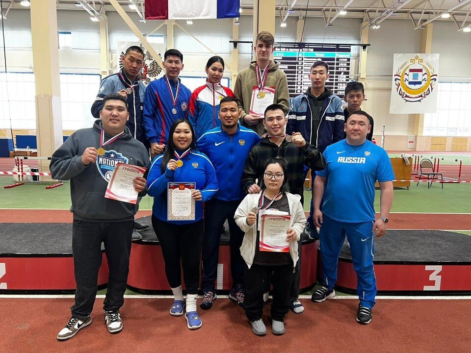     Фото: тренерский штаб сборной