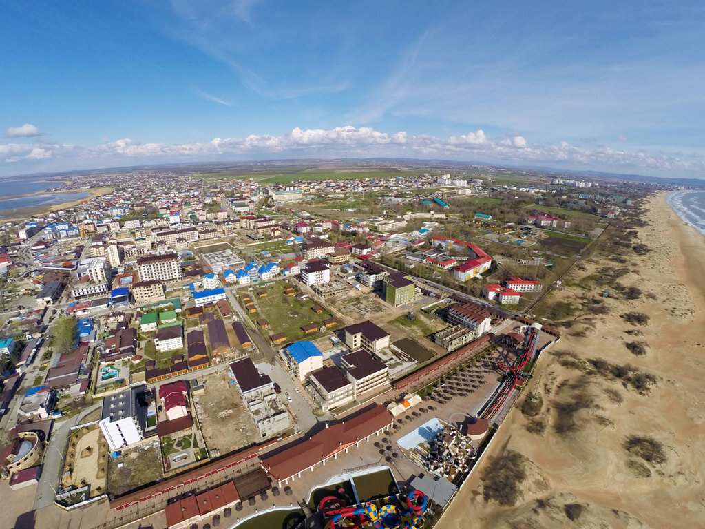 Окрестные пейзажи посёлка Витязево