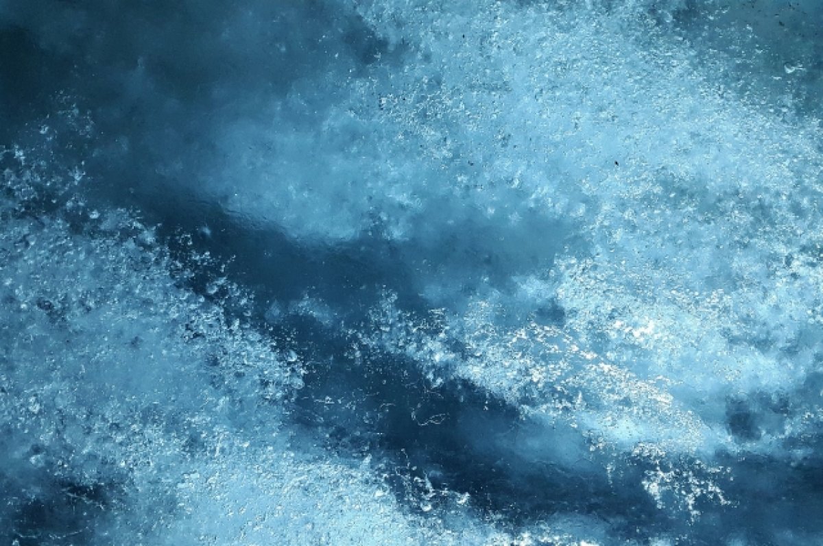    В Новороссийске пенсионер спас двух провалившихся под лед ребят