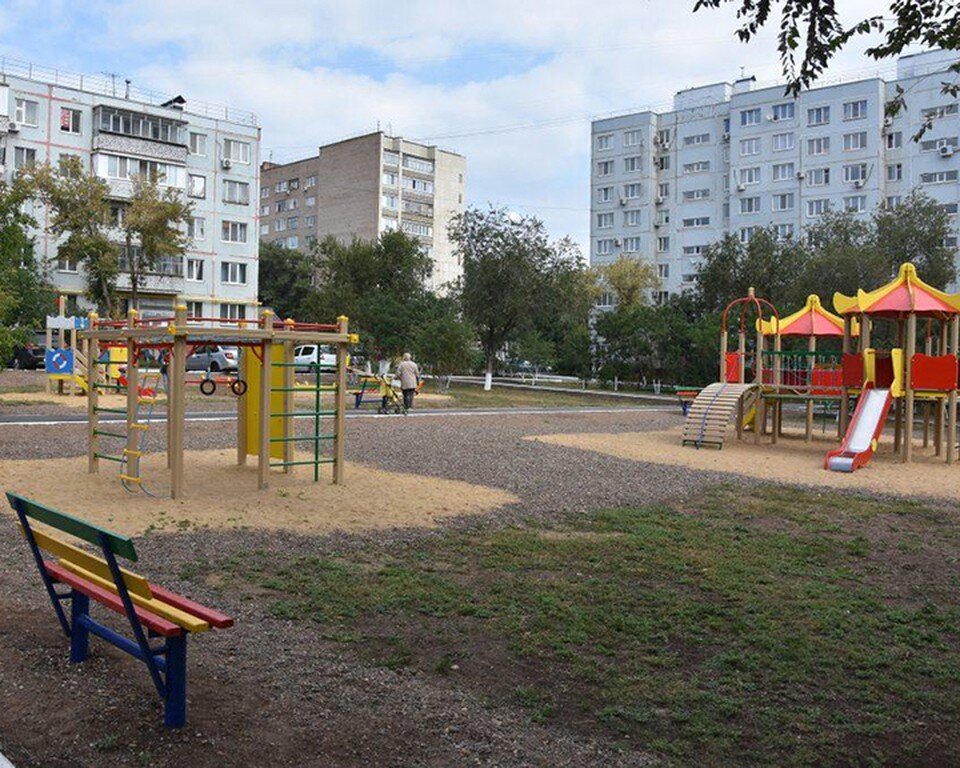 Оренбург ул солнечная. Чкалова 30 Оренбург. Оренбург улица Чкалова 2022. Улица Чернышевского Оренбург. Чкалова 32 Оренбург двор