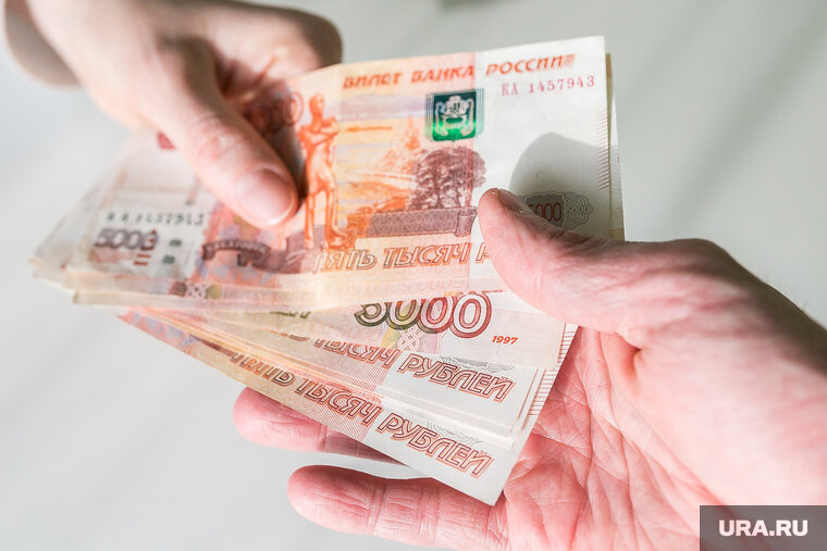    Сейчас в среднем пермяки получают более 53 тысяч рублей