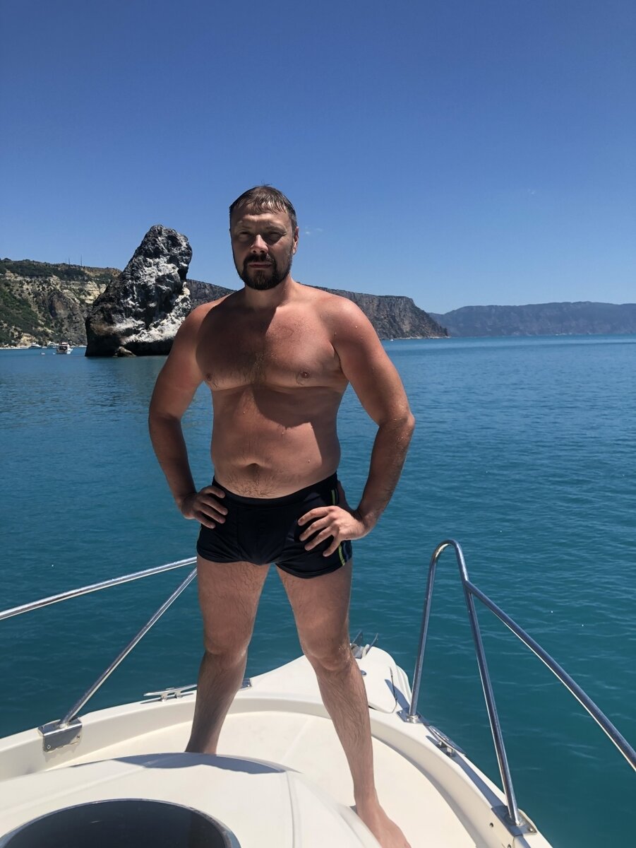 Солнечные ванны и витамины делают свое полезное дело.