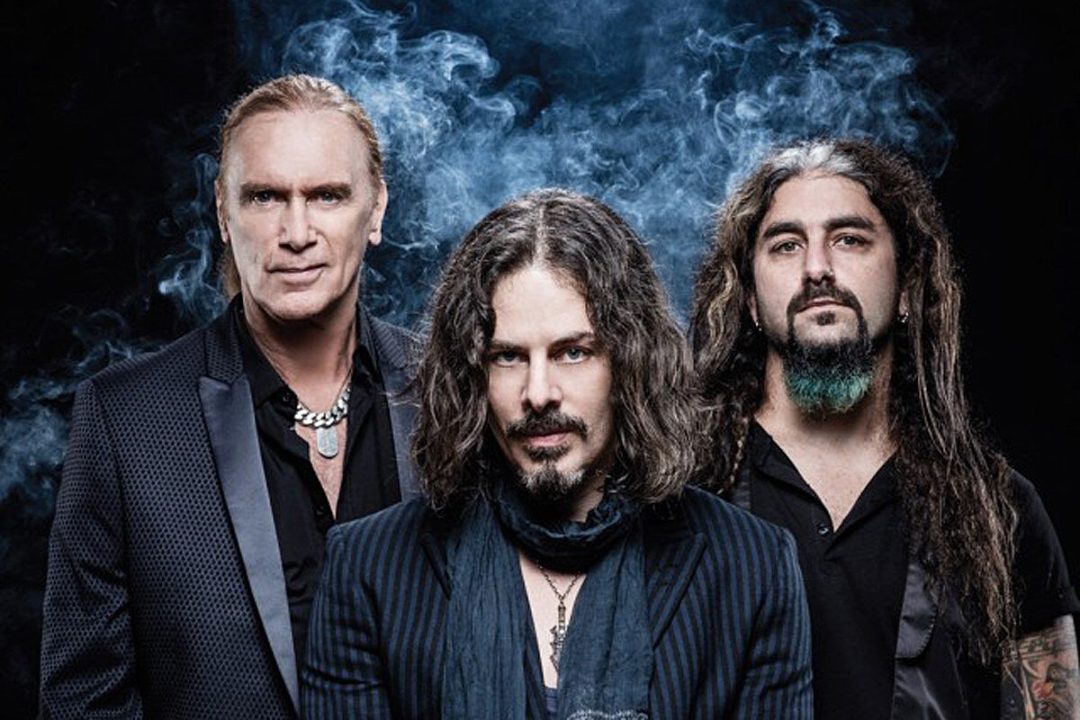 The winery dogs. Группа the Winery Dogs. The Winery Dogs the Winery Dogs 2013. Концерт the Winery Dogs - Dog years - Live in Santiago & Beyond 2013-2016. The Winery Dogs hot Streak 2015.