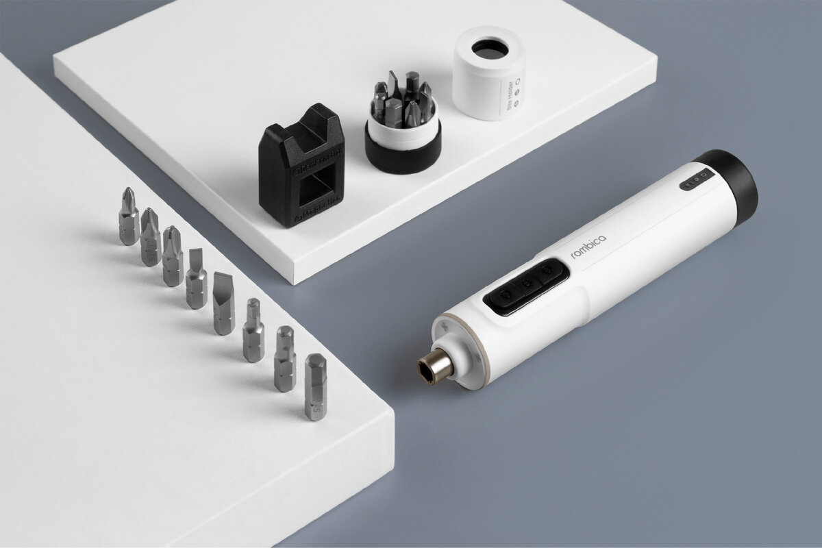 Аккумуляторная отвертка MyKit S1 c 8 битами в комплекте