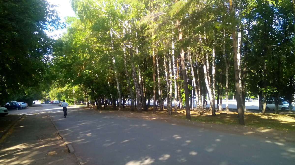 Это другая аллея, но зато уфимская.
