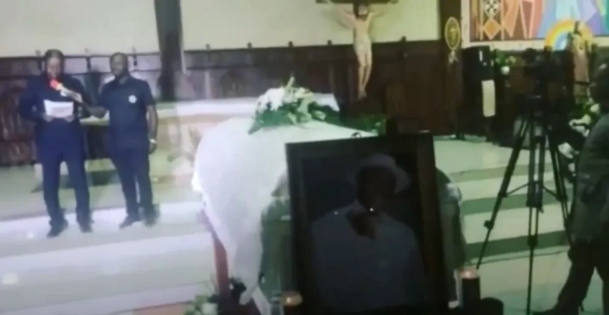 Фото: кадр из видео с похорон Пьера Нарцисса