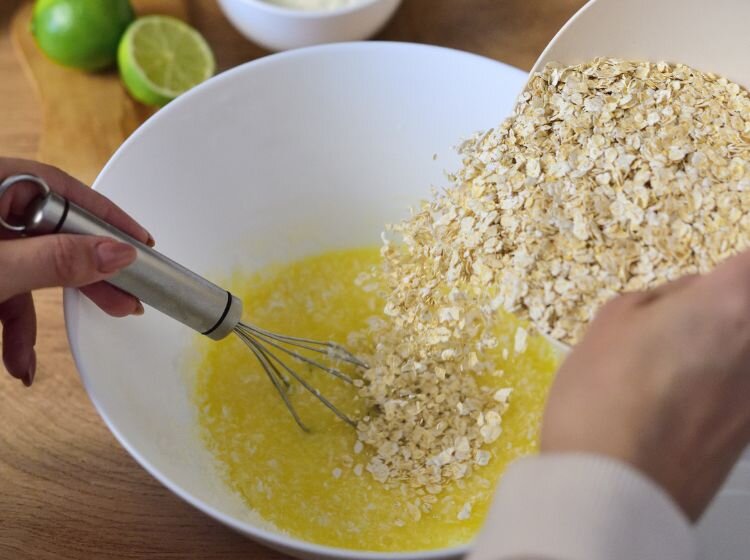 Пошаговое приготовление овсяного печенья