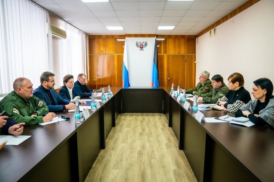     Руководство Югры и Макеевки договорились о восстановлении объектов. Фото: Центр социальных медиа Югры