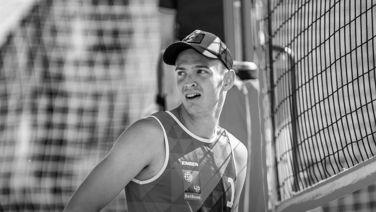    Пляжный волейболист Иван Осипов© Фото : Пресс-служба Всероссийской федерации волейбола