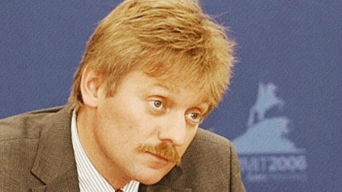 «И хулиганил и соседские яблони обдирал». Из дежурного референта в пресс-секретаря Путина. Как строилась жизнь и карьера Пескова
