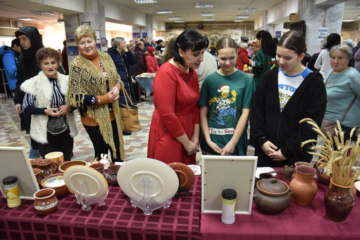    В Оренбурге прошел гала-концерт областного фестиваля «Обильный край, благословенный!» Андрей Севостьянов