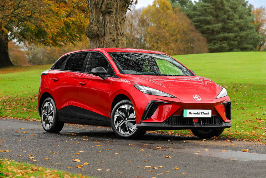 Источник: https://www.arnoldclark.com/  На фото: MG4 EV.