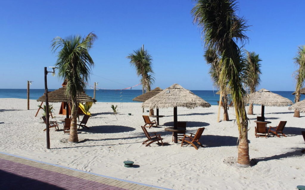 Пляж Умм-аль-Кувейна