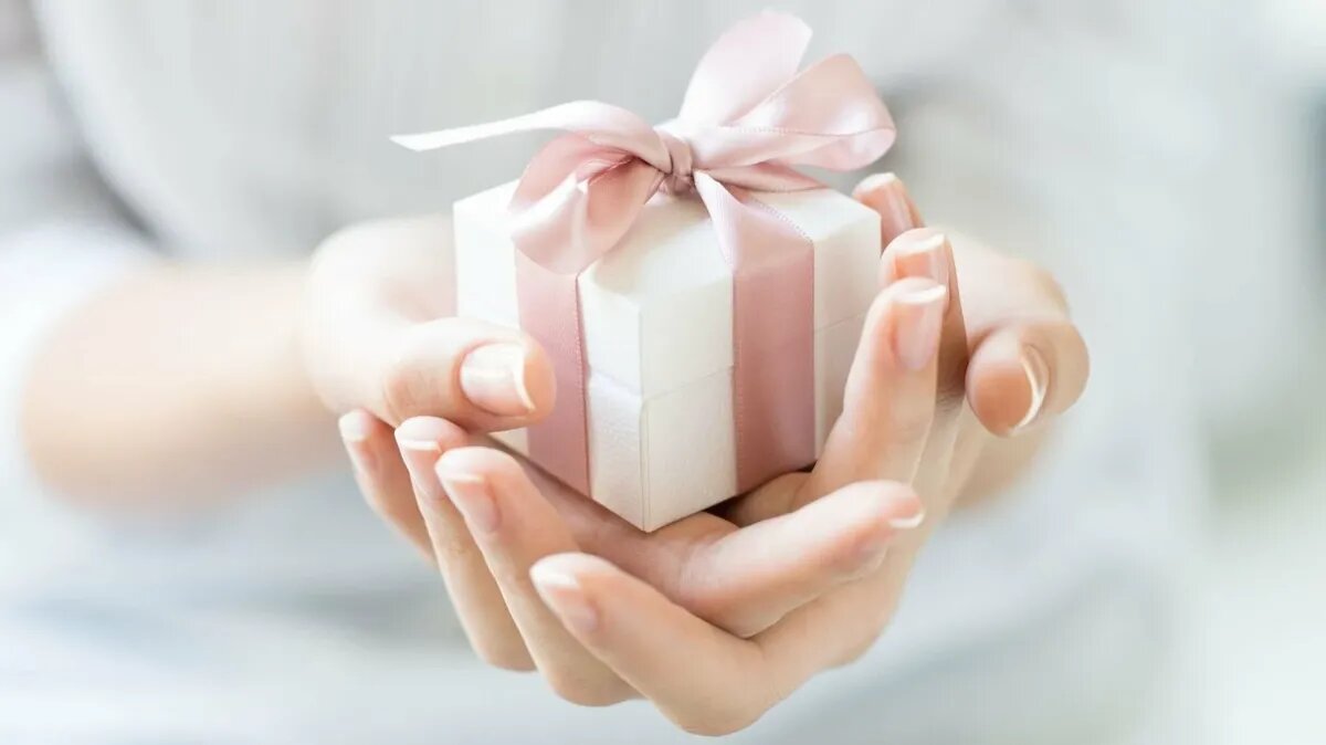 Выбрать правильный подарок очень важно. Фото: pxhere.com