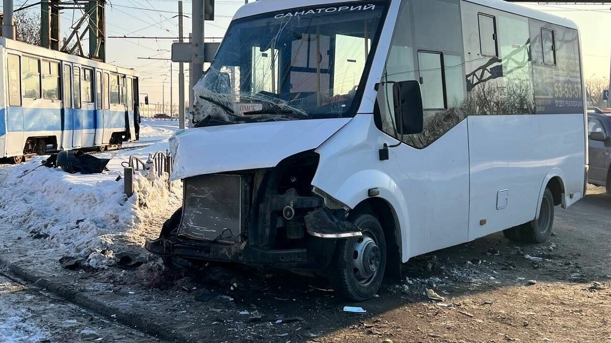     У водителей общественного транспорта не обнаружили признаков опьянения.