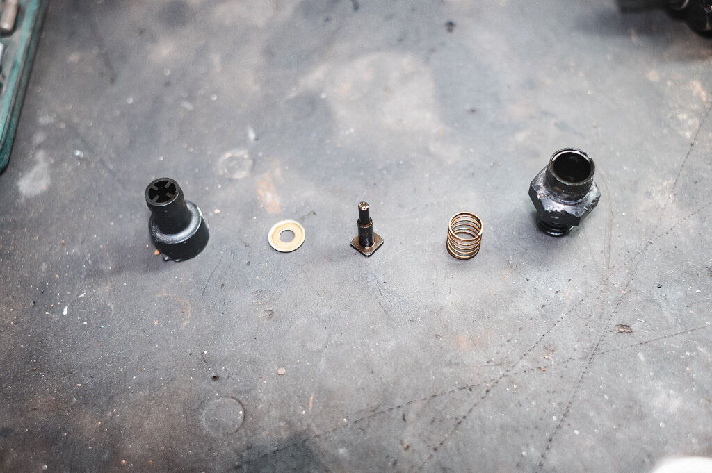 Клапан PCV Додж Калибр / Джип Компас / Додж Джорни