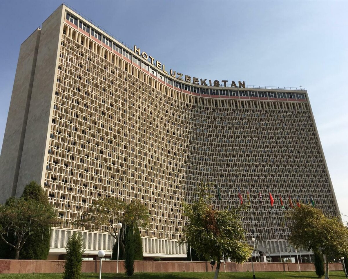 Ташкентский Hotel Uzbekistan чем-то напоминает гостиницу Cosmos в Москве. Фото: hotel-uz.com