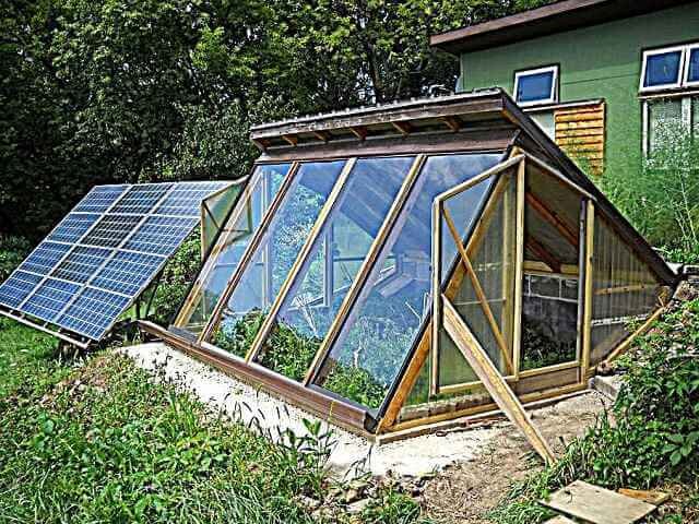 Гео-Теплица новые технологии — прогресс выращивания растений в закрытом помещении. Преимущества в экологичности технологий, экономичности энергоресурсов, удовлетворении спроса в натуральной сельскохозяйственной продукции.