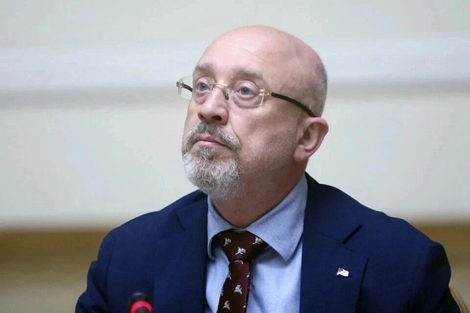     Резников заявил, что Зеленский попросил его остаться министром обороны Украины. Фото: GLOBAL LOOK PRESS