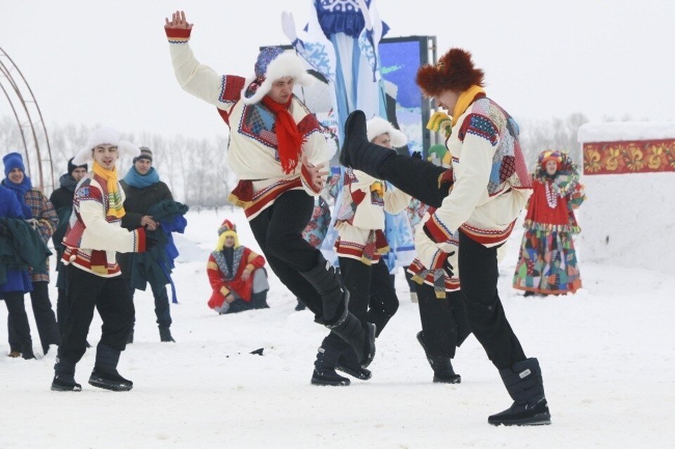   Олег УКЛАДОВ