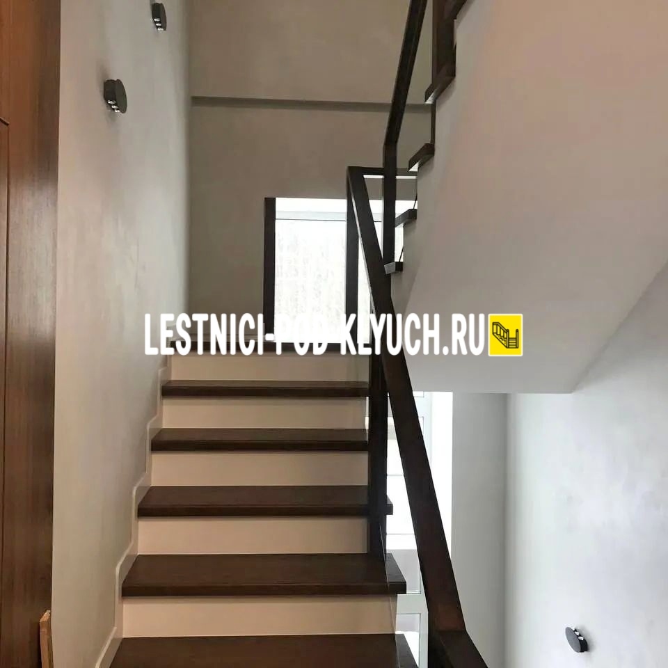 Принимаем звонки: пн-вс с 8:00 до 21:00 (+7 499 490-72-90). Электронная почта: info@lestnici-pod-klyuch.ru 