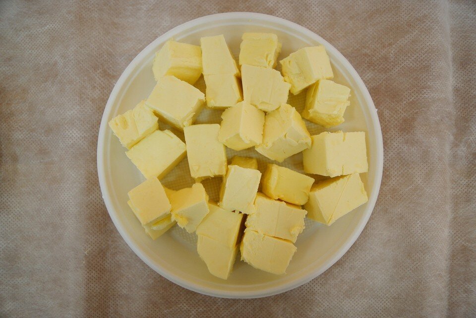     Сливочное масло реализовывалось в торгово-розничные сети Свердловской области и социально-значимые учреждения по всей стране Алексей БУЛАТОВ