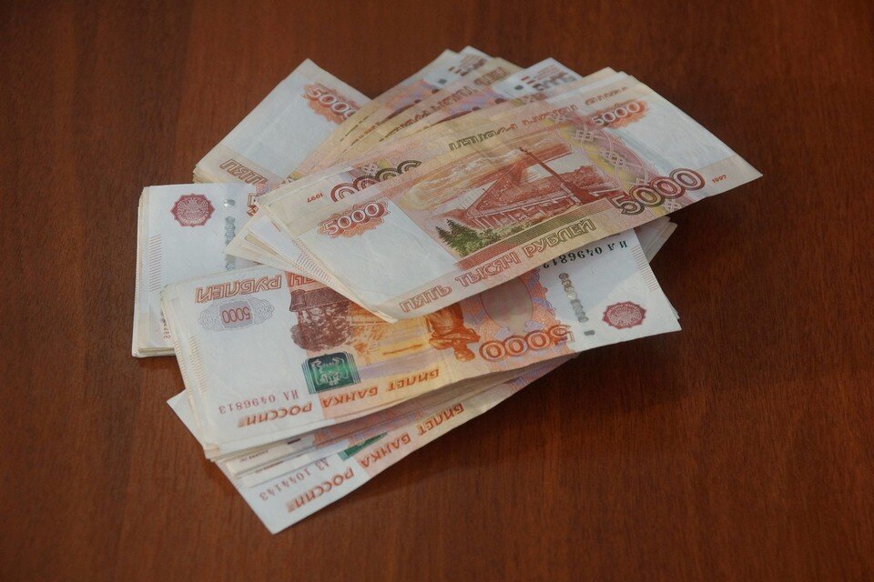     Из общей суммы 5 миллионов рублей – это административные штрафы. Светлана МАКОВЕЕВА