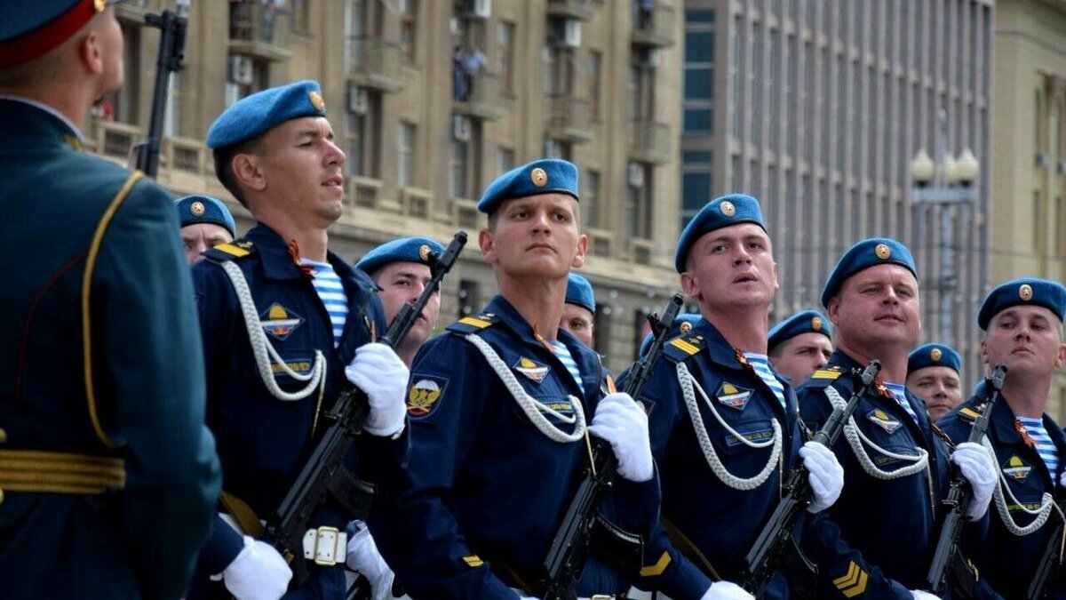     Министерство обороны Российской Федерации дало официальную информацию по поводу назначения нового командующего войсками Восточного военного округа (ВВО).