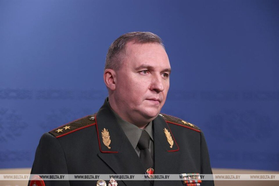     Глава Минобороны Хренин сказал, что численность народного ополчения в Беларуси может составить до 150 тысяч человек. Фото: БелТА