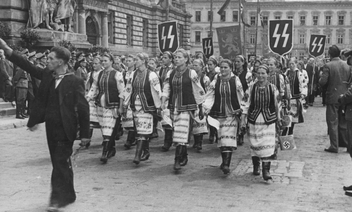 Несмотря на то, что бандеровцы встречали во Львове завоевателей цветами и маршировали с парадом по центру города, как союзников и реальную политическую силу в Берлине их даже не рассматривали, планируя использовать только в борьбе против русских. 