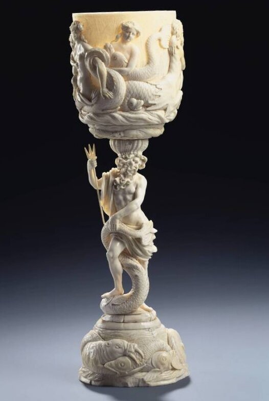 Кубок с Нептуном, резьба по кости, высота 38 см, Южная Германия, 1670 г. 