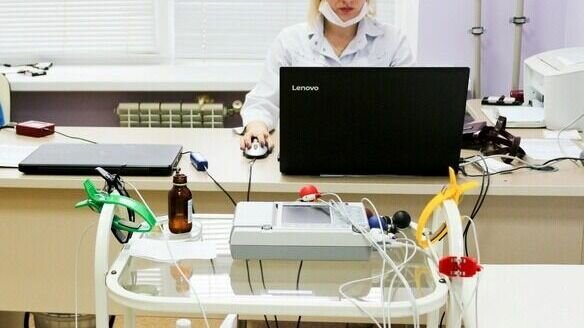     В областной столице в прошлом году родилось три ребенка с неизвестным полом. В депздраве Тюменской области уточнили, что у двух мальчиков выявлены признаки нарушения формирования пола.