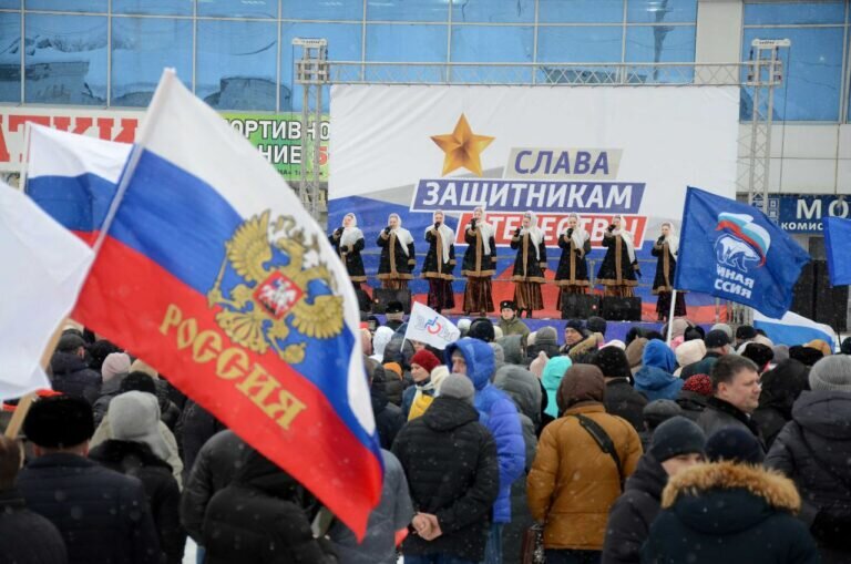    В Оренбурге на площади «Атриум» прошел митинг-концерт, посвященный Дню защитника Отечества Кристина Просвиркина