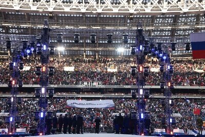    Митинг-концерт «Слава защитникам Отечества» ©Михаил Метцель Сайт президента России